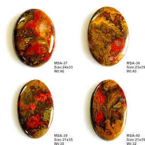K&ouml;nnte beinhalten: Vier polierte ovale Cabochons mit wirbelnden Mustern in Dunkelrot, Braun und Gold. Jeder Stein ist mit Codes und Ma&szlig;en beschriftet: MSA-37 24x33mm, MSA-38 23x35mm, MSA-39 21x35mm und MSA-40 21x35mm, mit Gewichten von 46, 40, 30 und 32 Einheiten.