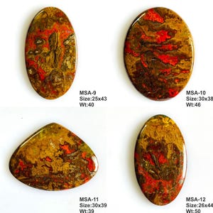 K&ouml;nnte beinhalten: Vier polierte Cabochons mit wirbelnden Mustern in Rot, Braun und Gold. MSA-9 ist 25x43mm, 40ct. MSA-10 ist 30x38mm, 46ct. MSA-11 ist 30x39mm, 39ct. MSA-12 ist 26x44mm, 50ct. Diese Steine haben organische, marmorierte Texturen und gl&auml;nzende Oberfl&auml;chen.