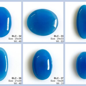 K&ouml;nnte beinhalten: Sechs ovale, polierte blaue Edelsteine in verschiedenen Gr&ouml;&szlig;en. Der gr&ouml;&szlig;te misst 25 mm x 34 mm. Jeder Stein ist mit einer BLC-Nummer und Gr&ouml;&szlig;en-/Gewichtsangaben versehen. Die Edelsteine sind BLC-32, BLC-33, BLC-35, BLC-36, BLC-37 und BLC-38.