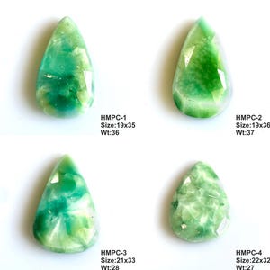 Puede incluir: Cuatro piedras preciosas verdes en forma de l&aacute;grima con diferentes patrones y tama&ntilde;os. Cada piedra tiene una estructura interna &uacute;nica y est&aacute; etiquetada con medidas de tama&ntilde;o y peso. El texto en la imagen dice: HMPC-1 Tama&ntilde;o:19x35 Peso:36, HMPC-2 Tama&ntilde;o:19x36 Peso:37, HMPC-3 Tama&ntilde;o:21x33 Peso:28, HMPC-4 Tama&ntilde;o:22x32 Peso:27.