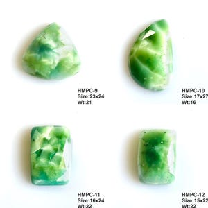 Puede incluir: Cuatro cabujones de piedras preciosas verdes y blancas de varias formas: triangular, de l&aacute;grima, rectangular y rect&aacute;ngulo redondeado. Cada piedra tiene un patr&oacute;n &uacute;nico y est&aacute; etiquetada con medidas de tama&ntilde;o y peso. El texto de la imagen dice: HMPC-9, HMPC-10, HMPC-11, HMPC-12.