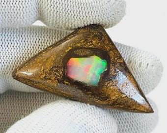 Australian Boulder Opal Cabochon, Natural Loose Opal Gemstone, Unique Flash Stone for Ring Pendant Jewelry Making