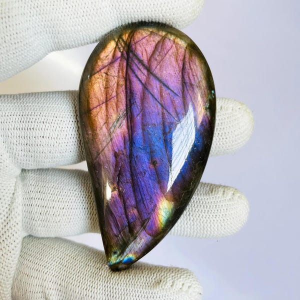 Natural Purple Flash Labradorite Cabochon for Rings and Pendants