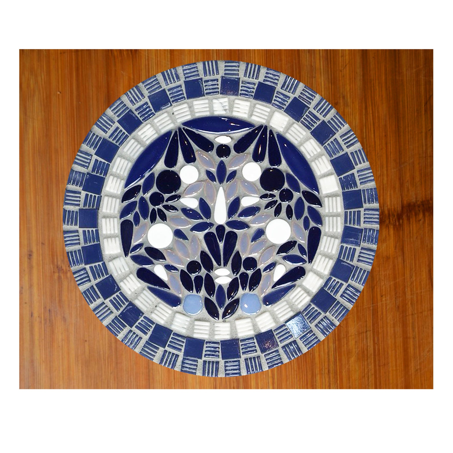 25cm Delfty-ness. Hergestellt aus Keramikfliesen volkskunst | Etsy