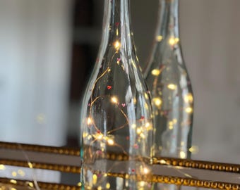 Hand-Painted Love Heart Light-Up Bottle – Upcycled Kitchen Decor, Girly-Aesthetic Lighting, Eco-Friendly Gifts