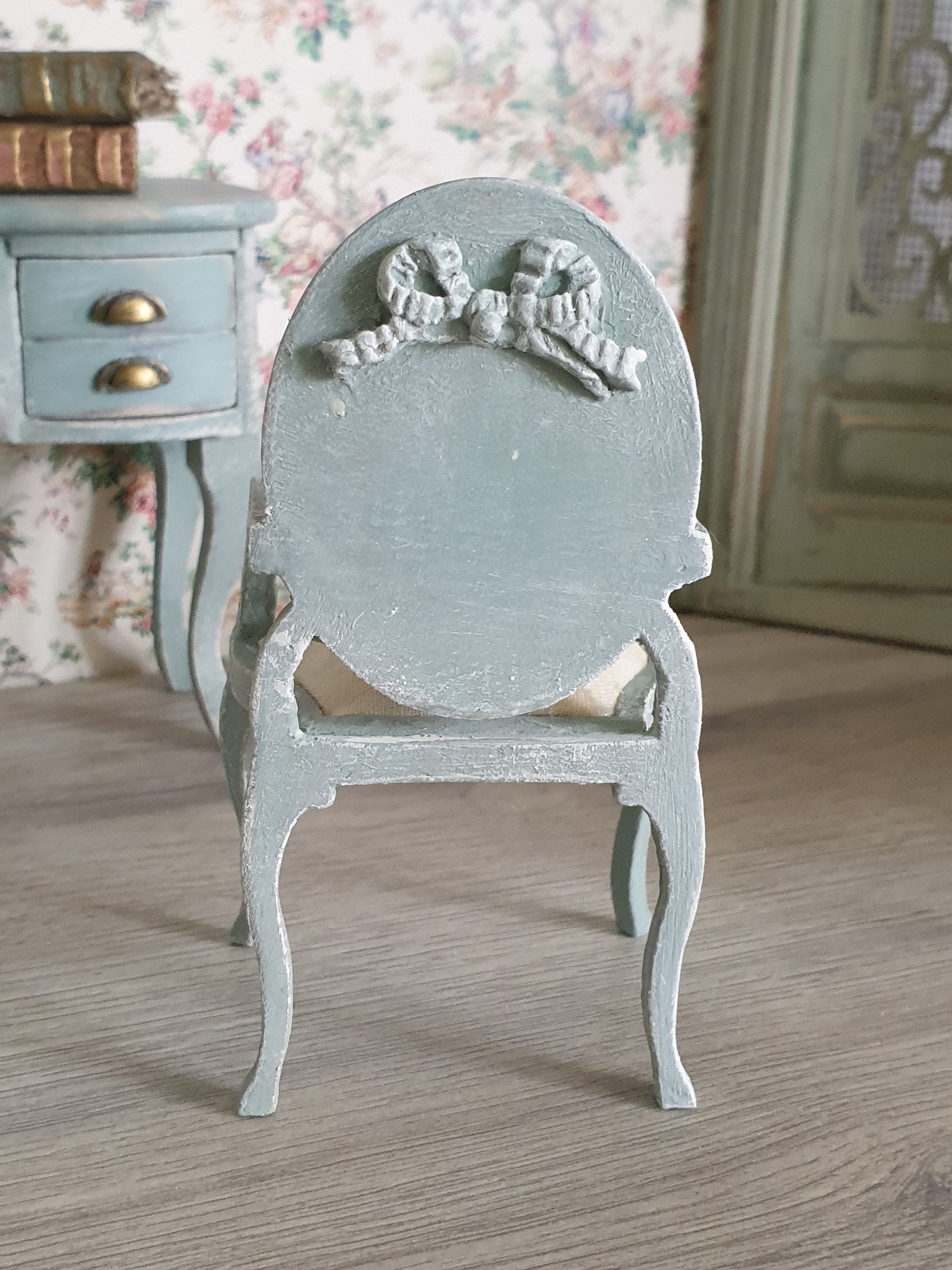 Shabby Chic Chair in French Style . Dollhouse Miniature . 1/12 Scale - Etsy, image size:2250x3000