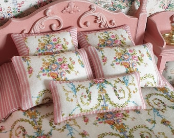 Doll house  Double Bedding Set  1:12 Scale