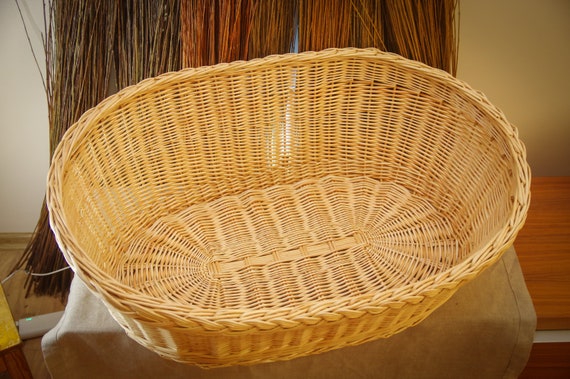 Willow top dog basket