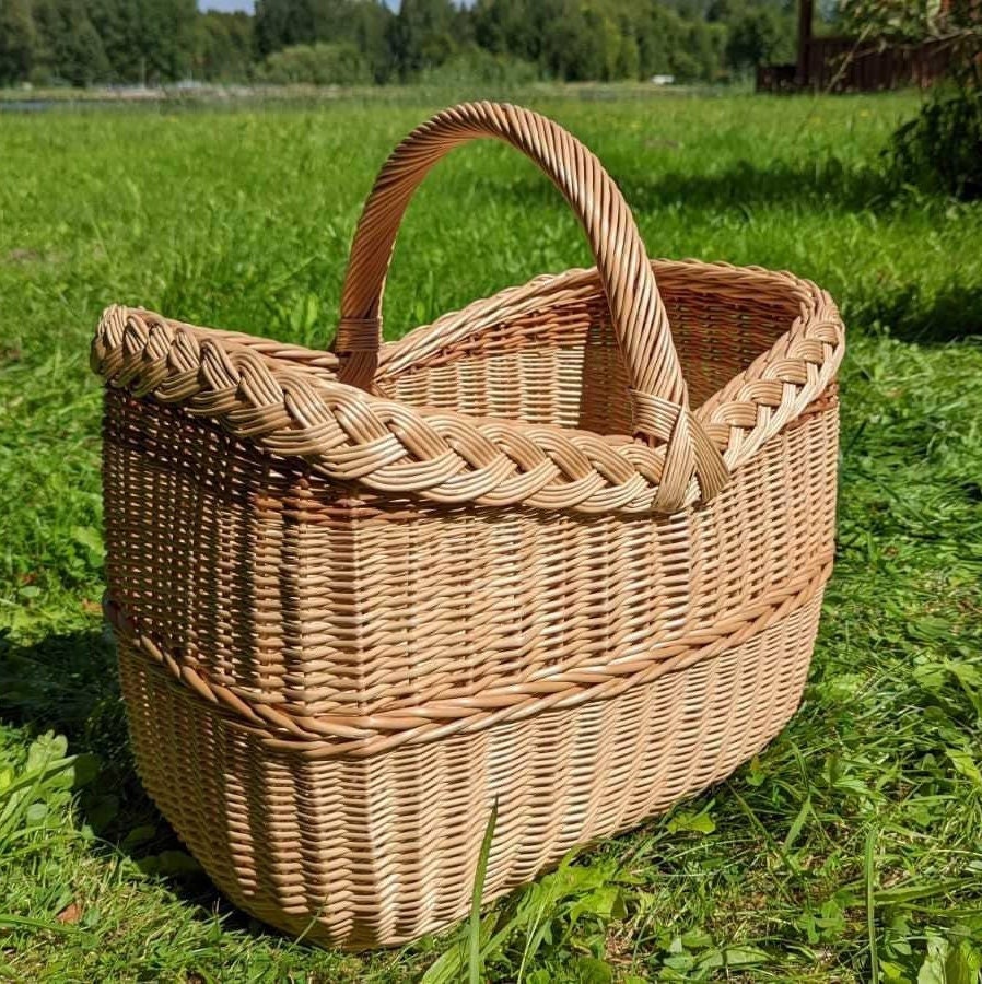 Wicker willow basket, Picnic basket, woven basket, handmade