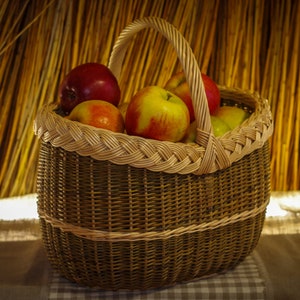 wicker basket, BYO bag , picnic , shopping, market, fresh willow basket, mushroom basket