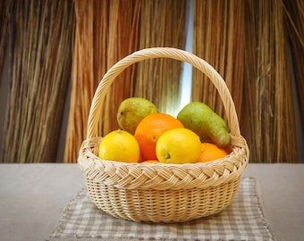 Fruit basket, willow basket, wicker plate, kitchen bag, woven ,  wicker, wicker purse, basket for eggs, egg basket, handwoven