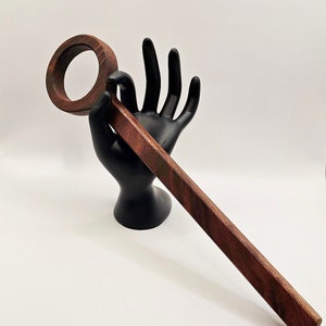 Handgemaakte hardhouten zuurdesemgarde: walnoot, esdoorn, kers