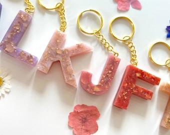 Personalized Initial Resin Keychain / Custom Handmade Milky Epoxy Letter, Number Pastel Keychains / Gold Flakes Alphabet / Personal Gift