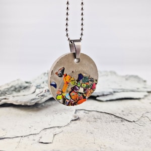 Necklace with pendants made of concrete and graffiti paint layers Round Upcycling Jewelry Graffiti Jewelry