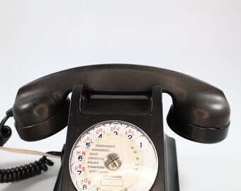 Téléphone Ancien Bakélite Noir Ericsson à Cadran - Vintage, Occasion - Pièce De Décoration