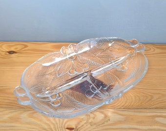 Vintage Glass Cherry Dish, Divided Relish Tray, Dish, Three Way Divider, Decorative Tray 30x18 cm