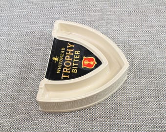 Whitbread Trophy 三角形のセラミック灰皿 灰皿 ノベルティ パブ 男の