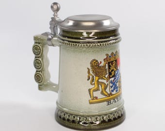 Vintage German Ceramic Beer Stein with Pewter Lid and Coat of arms of Bavaria Bayern – Collectible Mug - 0.5L
