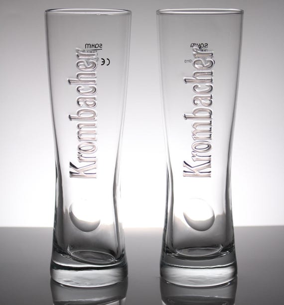 Set mit 2 Krombacher Biergläsern (0,2 l) – Vintage-Brauereigläser aus Deutschland mit geprägtem Logo – Pilsner-Biergläser – Barzubehör – Sammlerstück – Geschenk