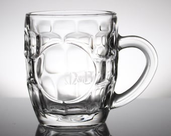 Jarra de cerveza vintage de media pinta, de vidrio con hoyuelos, fabricada en Francia con las iniciales M&B