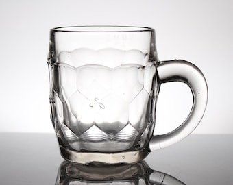 Vintage Bierglas-Krug Made in England - Half Pint „CR 64“ -Stempel, Retro-Pub-Glas, Sammler-Barware, altes Glas mit Luftkugeln