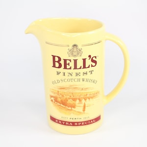 Vintage Bell&#39;s Finest Old Scotch Whisky Ceramic Pub Water Jug 1970s BELLS de Wade