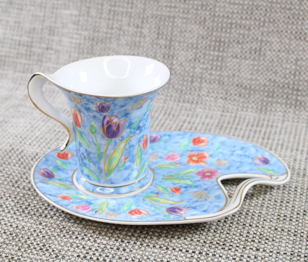 Leonardo Collection China Cups And Saucers With Floral Design Stock Photo 9 thumbnail image