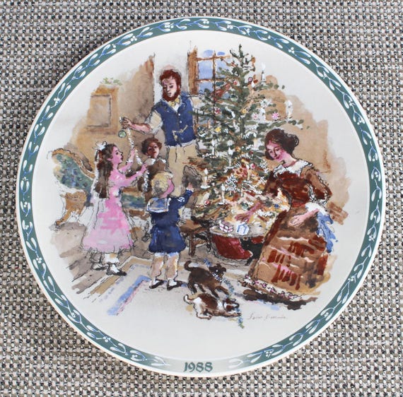 【英国ビンテージ】ダッチェス★クリスマスベル★プチプレート　6枚 Wedgwoodのジャスパーウェアプレート、1973年生まれのクリスマス