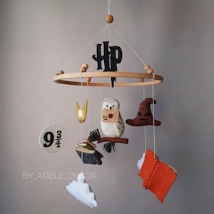 Tovenaarsbabymobiel jongen en meisje, Harry Potter babymobiel, Magische wiegmobiel, uilenbabymobiel, Tovenaarskamerdecoratie, Neutrale vilten mobiel
