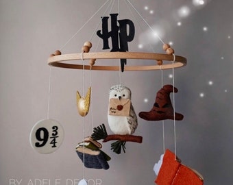 Wizard baby mobile Harry boy and girl , Magical crib mobile, owl baby mobile , Wizard nursery decor, Neutral felt cot mobile,