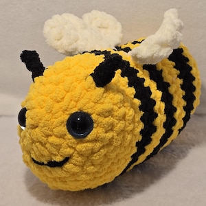 Jellybean bumble bee plushie