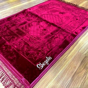 Personalized Thick Padded Velvet Prayer Mat, Premium Quality Prayer Rug, Muslim Gift, Wedding Gift, Eid Gift, Ramadan Gift, Birthday Gift