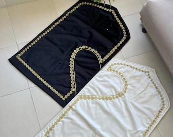 Personalized Couple Prayer Mat Set | Islamic Wedding Gift, Heart Design