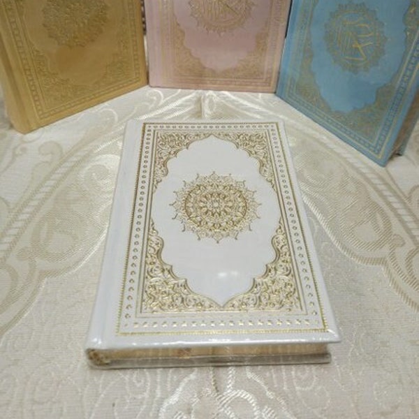 English Translated Quran, Ramadan Gift, Islamic Gift, Eid Gift, Thermo Leather Quran, Colorful Quran, Muslim Favors, Hajj Umrah Gift