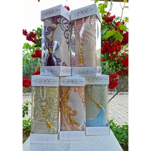 Personalized Prayer Rug Set: Islamic Gift with Pearl Tasbeeh