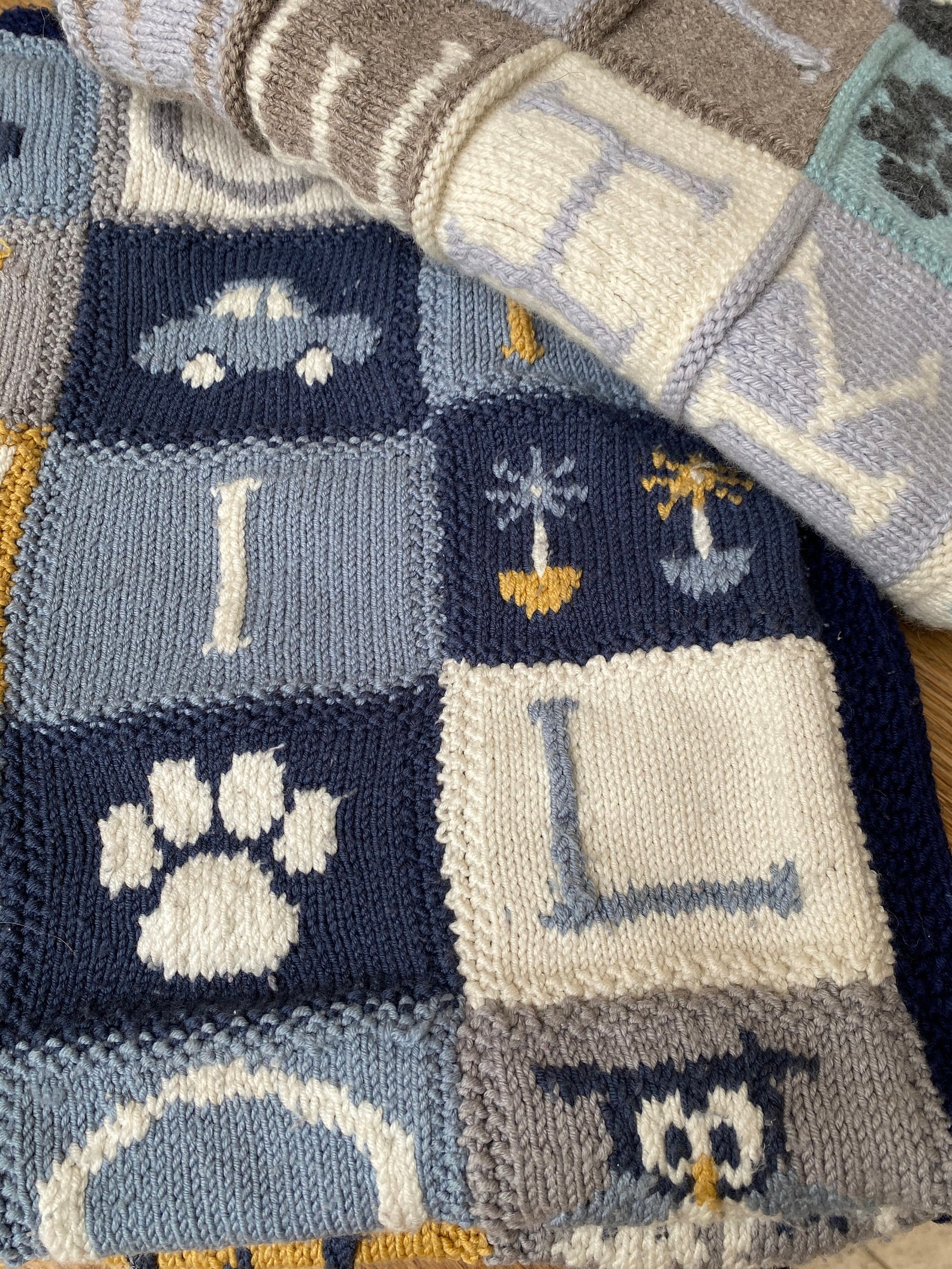 Alphabet Blanket, Baby Blanket, ABC Knit, Knitting Pattern