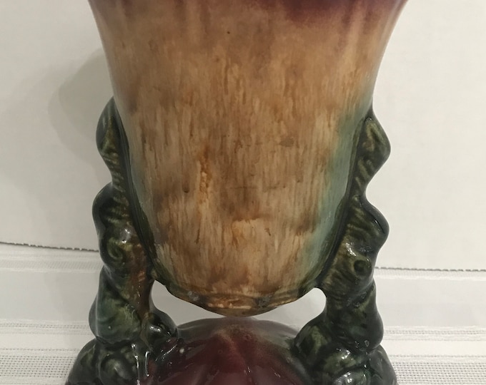Hull 8” Woodland Suspended Vase 108