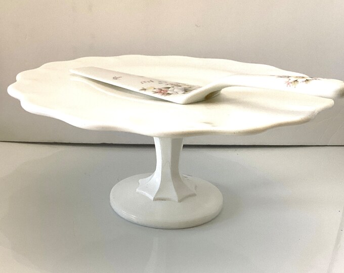 Milk Glass Cake Stand, Pedestal Cake Plate, Indiana Glass Company TearDrop Cake Stand, Cupcake Tower