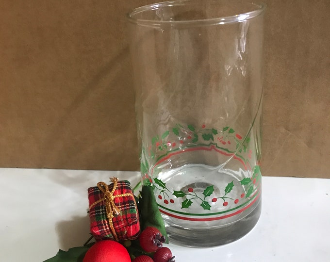 Arby’s Holiday Collection Tumbler/ Holly and Berry Ice Tea Tumbler/ Water Tumbler
