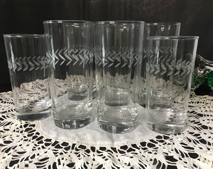 Etched Laurel Leaf Highball, Ice Tea, Water Tumblers, Clear Etched Laurel Leaf Band Glasses, Vintage Barware