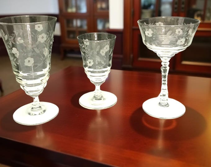 Libbey Rock Sharpe Halifax Floral Etched Glassware: Champagne, Water, Juice