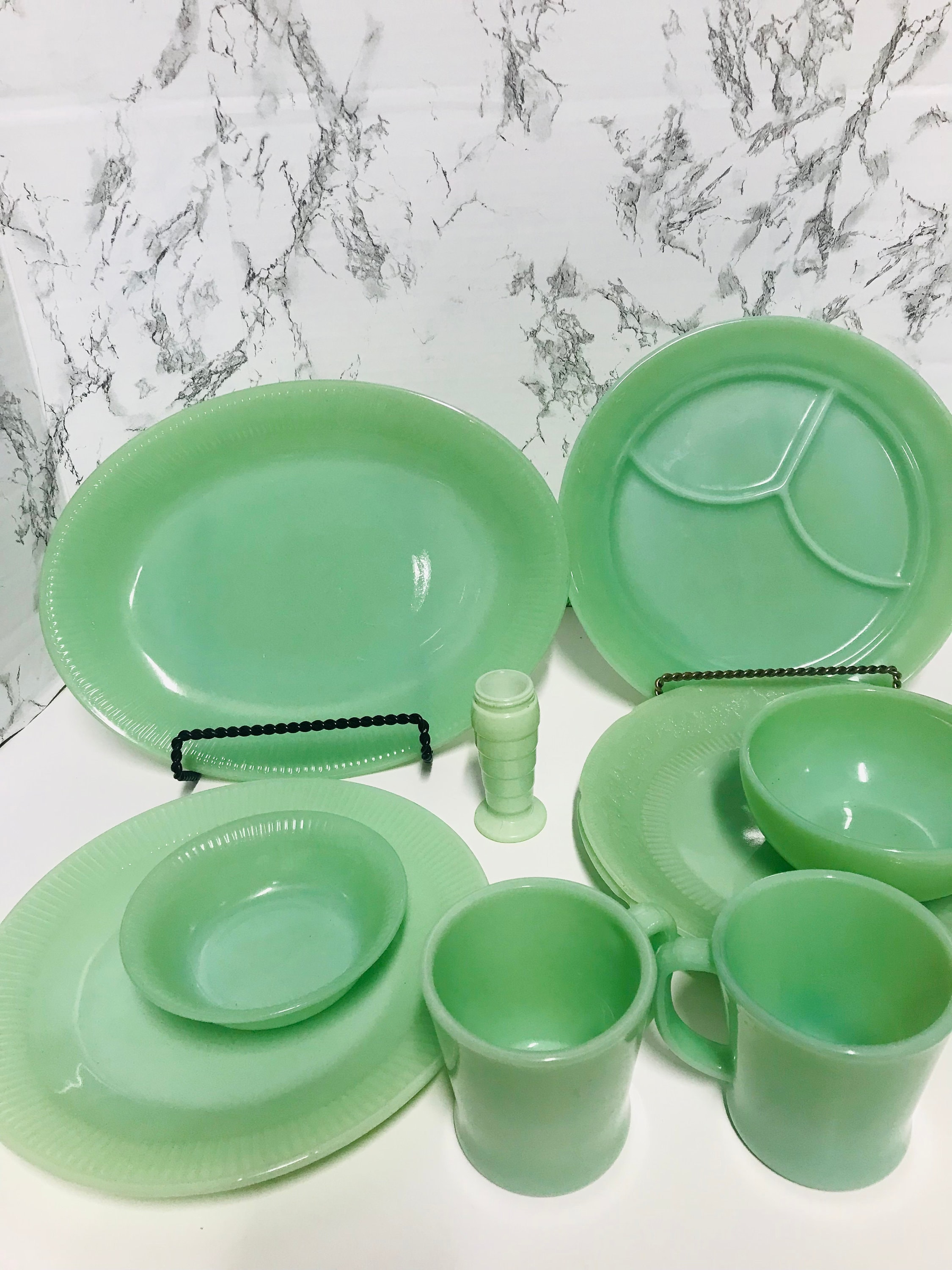 What are Jadeite Dishes? - FireKing Grill