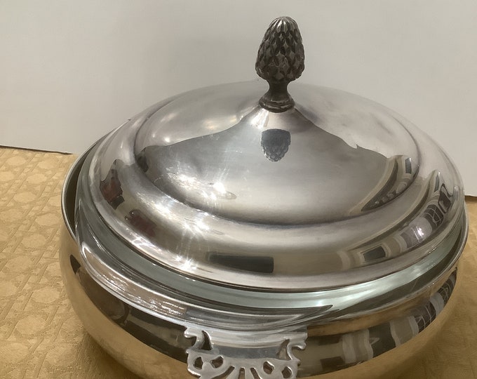 Sheffield Silver Plated Oval Casserole  with a Pyrex Clear Bowl