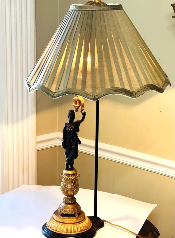 Fredrick Cooper Gilt Bronze Chinoiserie Pagoda Female Table Lamp