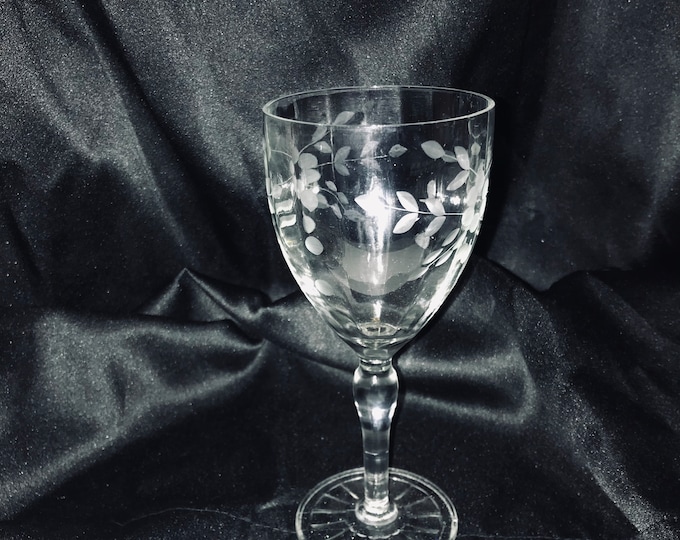 Vintage Water, Wine Glass 42-4 by Susquehanna