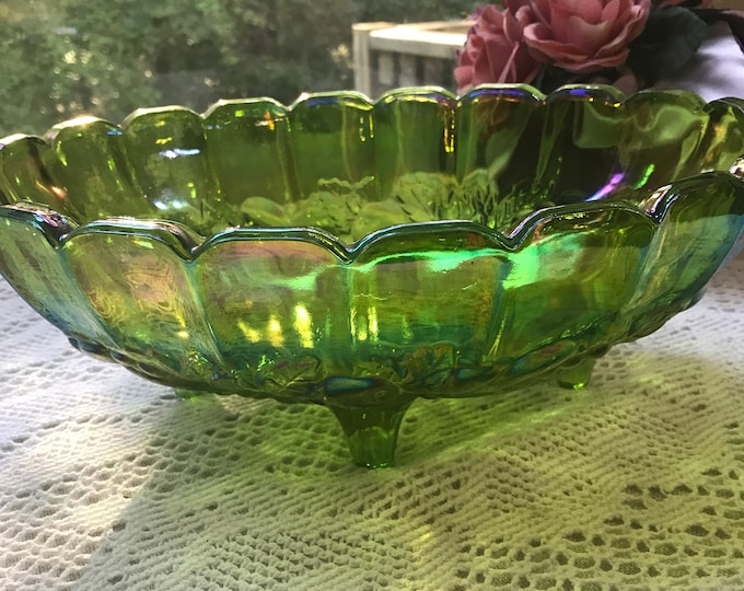 Vintage Indiana Carnival Glass Harvest Grape Bowl Lime Green