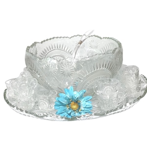Vintage L E Smith Glas Windrad & Sterne Schlitten Hufeisen Punch Bowl Set mit 29 Punch Cups, Schöpfkelle und verspielter Servierplatte