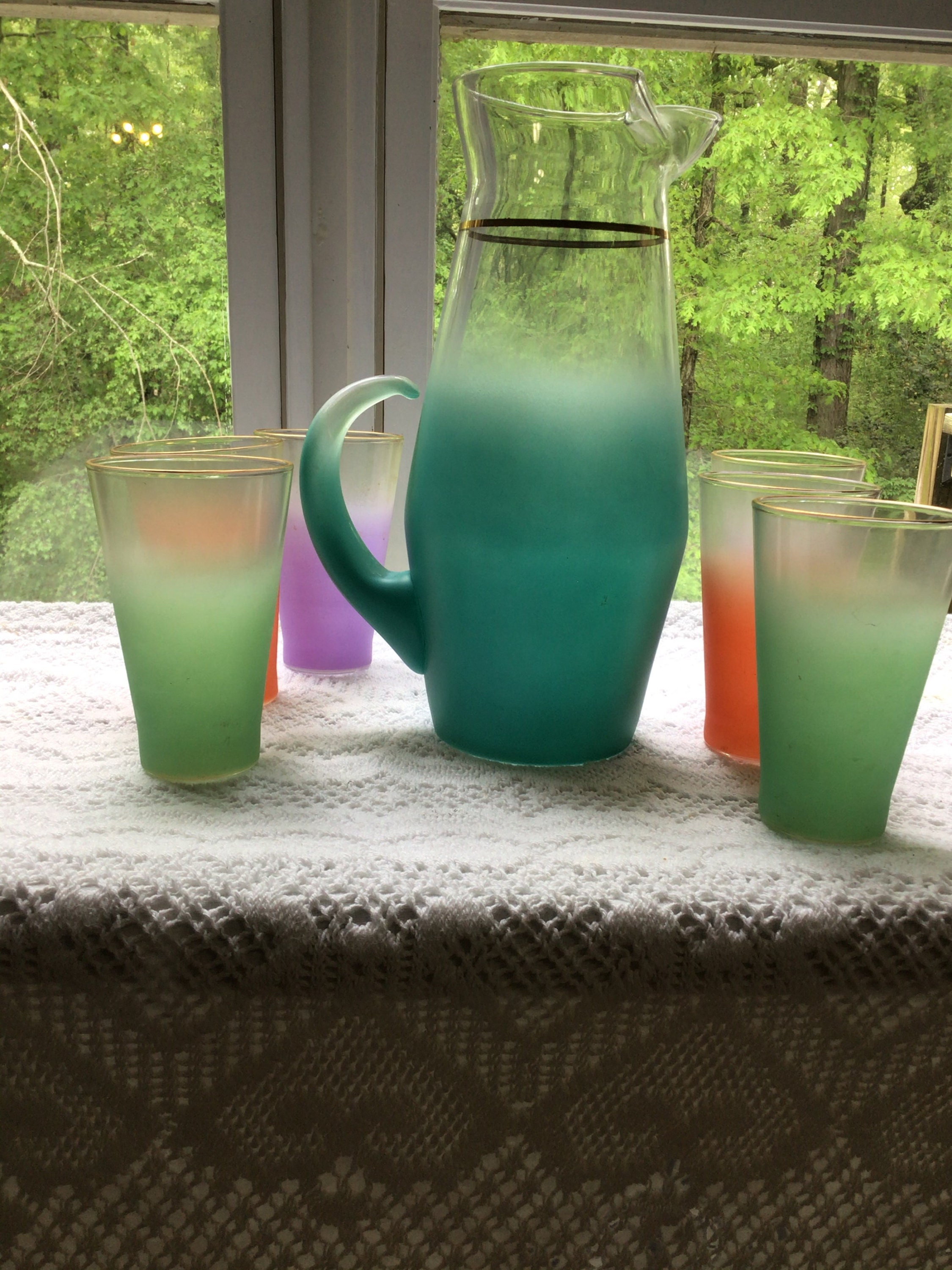 Blendo Frosted Glass Pitcher with 4 Small Juice Glasses- Aqua