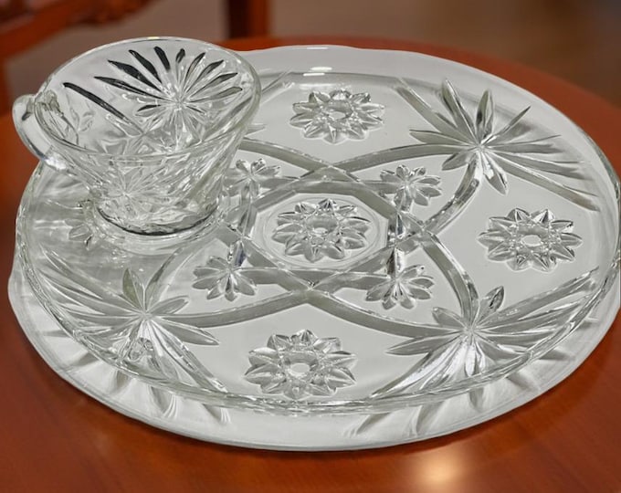 Anchor Hocking Prescut Snack Set: Star of David Plates and Cups