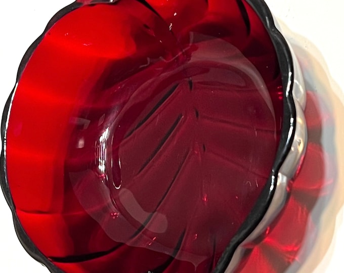 Ruby Red Dessert Bowl, Leaf Shape Ruby Red Bowl/Anchor Hocking Ruby Red Bowl, Ruby Red Berry Bowl